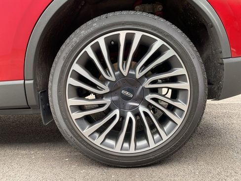 Used 2022 Lincoln Corsair Reserve w/ Elements Package image 31