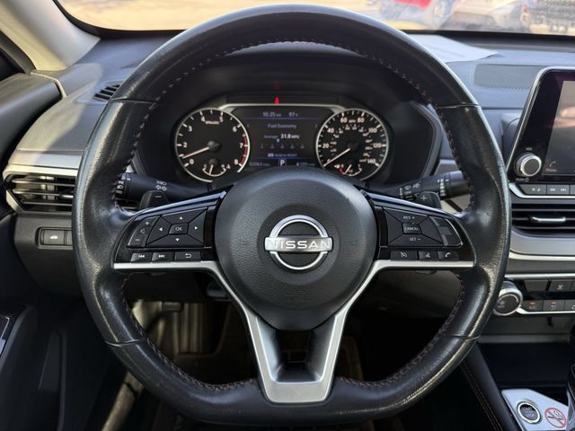 Used 2024 Nissan Altima 2.5 SR FWD image 13