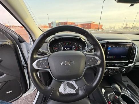 Used 2021 Chevrolet Traverse RS image 11