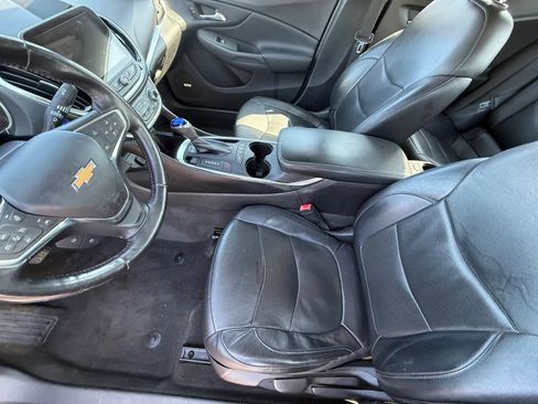 Used 2018 Chevrolet Volt Premier w/ Driver Confidence Package image 14