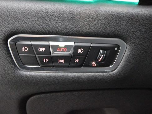 Used 2021 BMW X5 xDrive40i AWD/4WD image 19