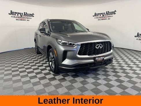 Used 2023 INFINITI QX60 Luxe w/ Performance Audio Package image 6