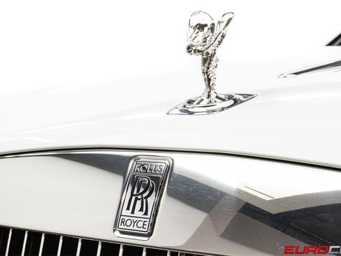 Used 2018 Rolls-Royce Dawn image 13