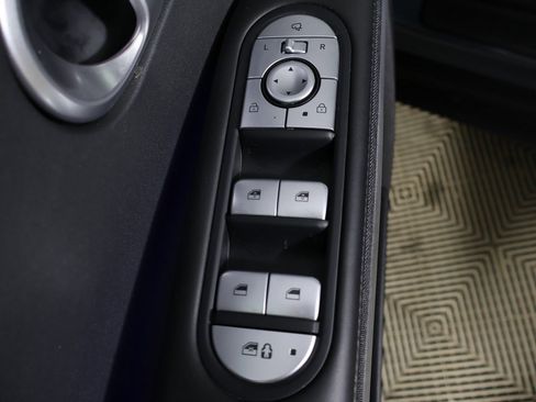 Used 2022 Hyundai Ioniq 5 SEL image 35