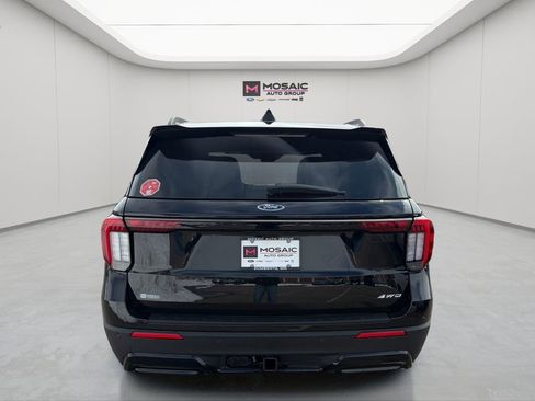 New 2026 Ford Explorer ST-Line AWD/4WD image 6