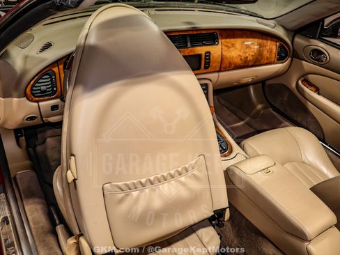 Used 2000 Jaguar XK8 Convertible RWD image 98