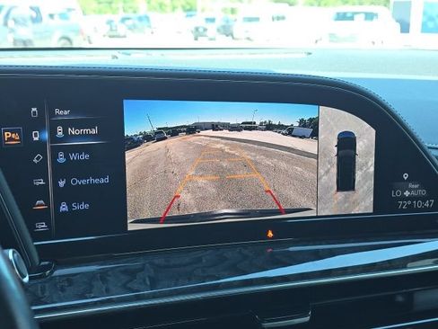 Used 2021 Cadillac Escalade Premium Luxury w/ Driver Assist Tech Package AWD/4WD image 39