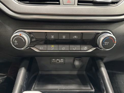 Used 2023 Nissan Altima 2.5 SR image 23