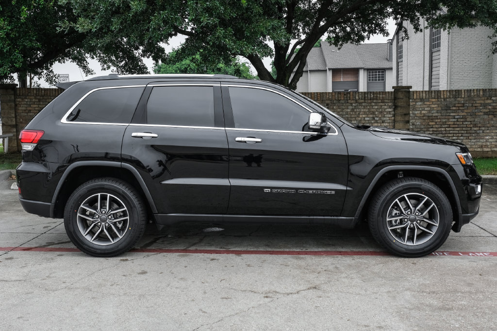 Used 2022 Jeep Grand Cherokee Limited w/ Tech Group RWD image 15