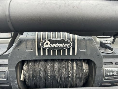 Used 2023 Jeep Wrangler Unlimited Sahara AWD/4WD image 26