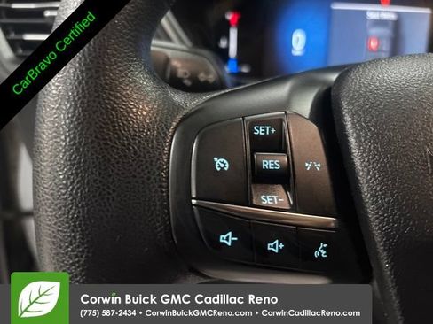 Used 2025 Ford Escape Active AWD/4WD image 17