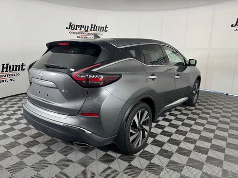 Used 2023 Nissan Murano SL w/ SL Moonroof Package FWD image 9