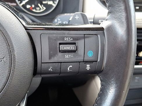 Certified 2023 Nissan Rogue SL w/ SL Premium Package image 26