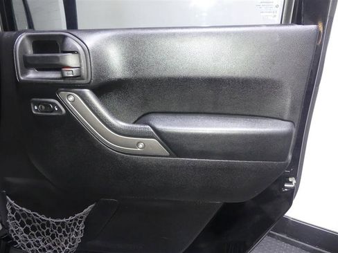 Used 2014 Jeep Wrangler Unlimited Sport w/ Quick Order Package 23S AWD/4WD image 17
