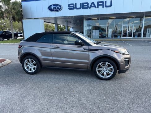 Used 2017 Land Rover Range Rover Evoque HSE Dynamic image 4