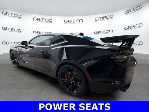 Certified 2024 Chevrolet Camaro SS RWD image 5