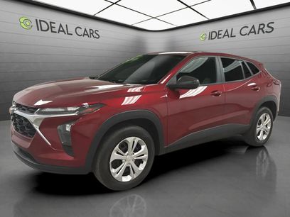 Used 2025 Chevrolet Trax LS