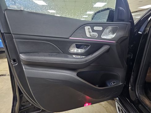 Certified 2025 Mercedes-Benz GLS 450 4MATIC image 11