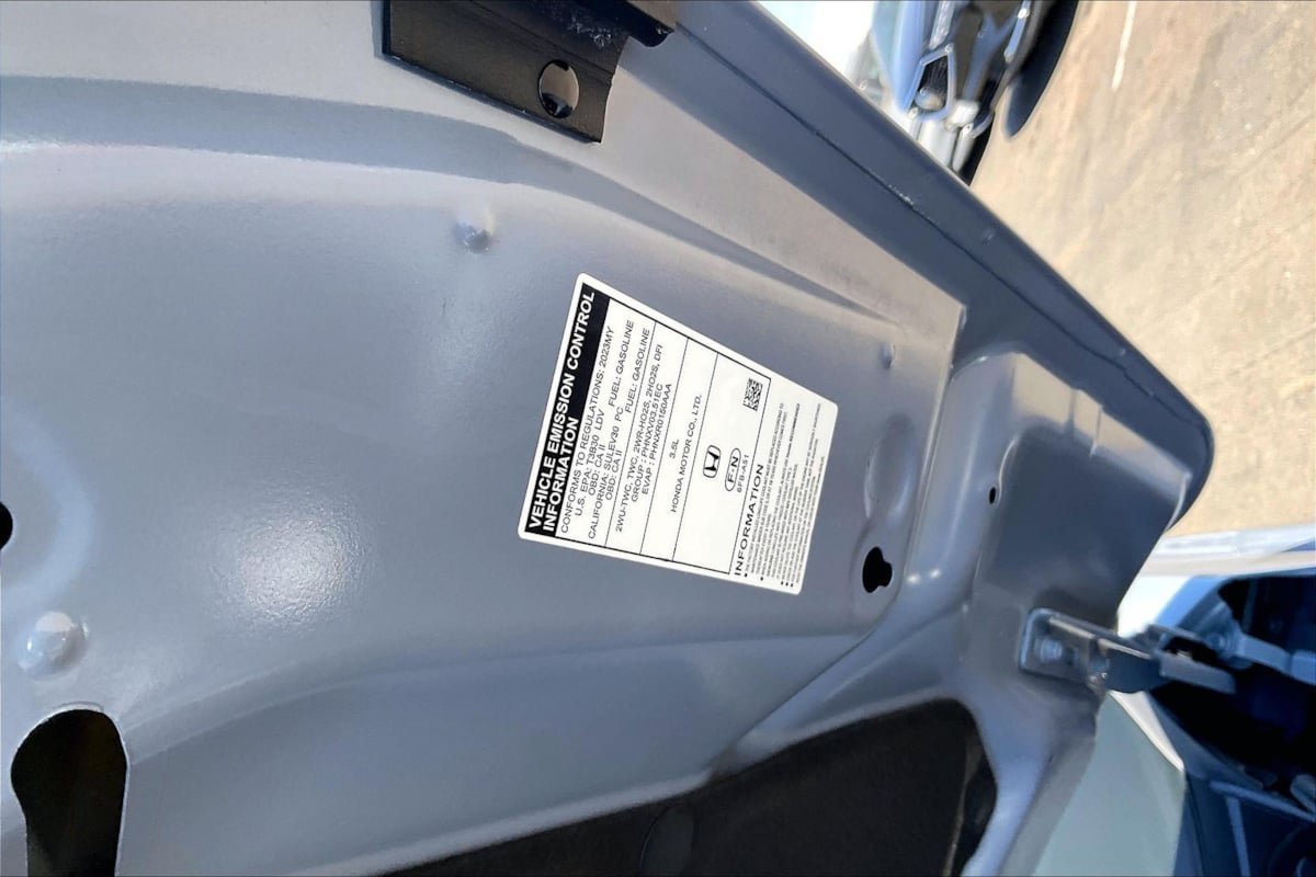 Used 2023 Honda Pilot Touring image 30