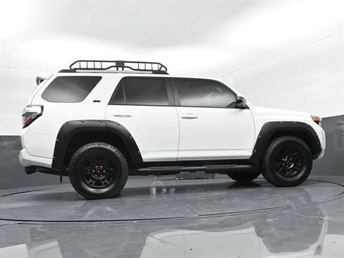 Certified 2022 Toyota 4Runner SR5 Premium w/ Moonroof Package RWD image 38