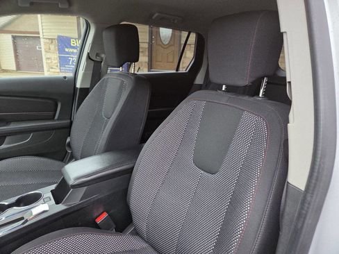 Used 2017 GMC Terrain SLE image 19