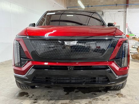New 2026 Cadillac Vistiq Premium Luxury AWD/4WD image 6