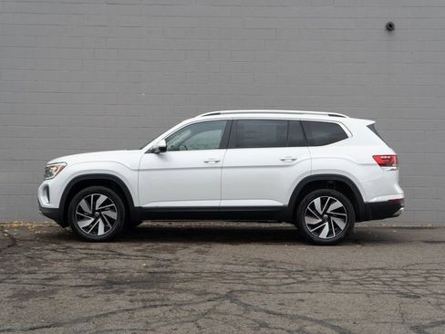 New 2026 Volkswagen Atlas SEL image 3