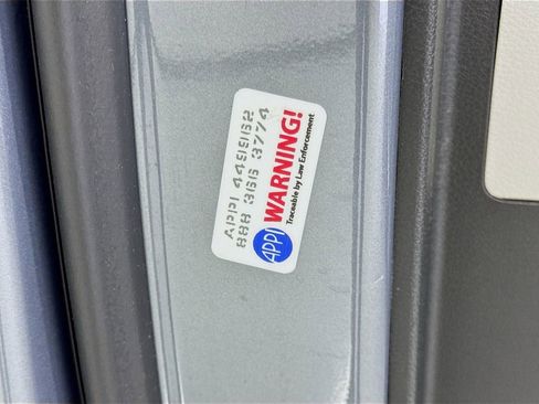 Used 2023 Kia Telluride EX w/ EX Captain's Chair Package image 37