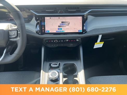 New 2026 Jeep Cherokee Laredo AWD/4WD image 17