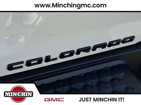 Used 2024 Chevrolet Colorado ZR2 w/ ZR2 Convenience Package III AWD/4WD image 28