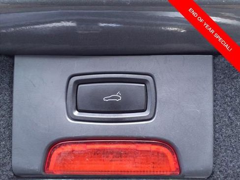 Used 2016 Porsche Cayenne image 18