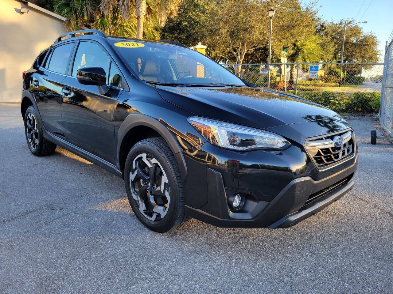 Used 2021 Subaru Crosstrek 2.5i Limited AWD/4WD image 3