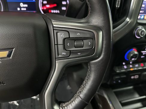Used 2022 Chevrolet Silverado 1500 RST AWD/4WD image 16