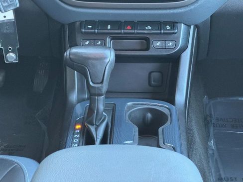 Used 2016 Chevrolet Colorado Z71 image 16