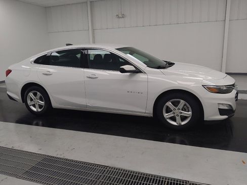 Used 2022 Chevrolet Malibu LS w/ Driver Confidence Package II FWD image 11