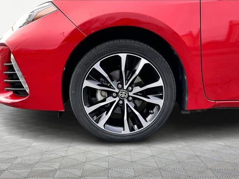 Used 2019 Toyota Corolla XSE image 31