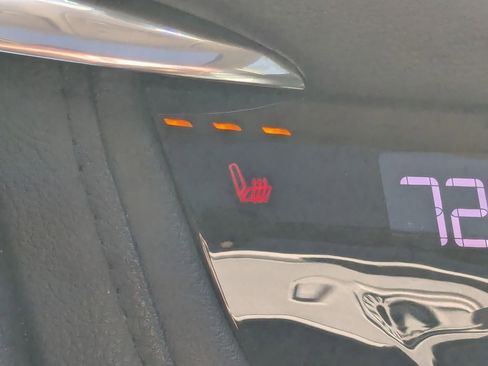 Used 2017 Cadillac XT5 Luxury w/ Advanced Security Package image 11