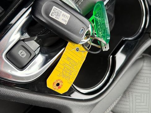 Used 2023 Buick Encore GX Essence w/ Experience Buick Package image 29