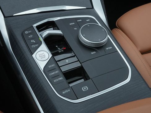 Certified 2025 BMW M440i RWD image 25