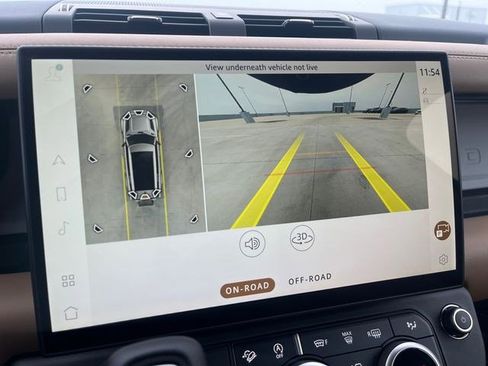 New 2026 Land Rover Defender 130 X-Dynamic SE AWD/4WD image 26