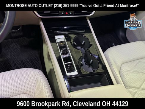 Used 2024 Volkswagen Atlas SE w/ Panoramic Sunroof Package AWD/4WD image 22