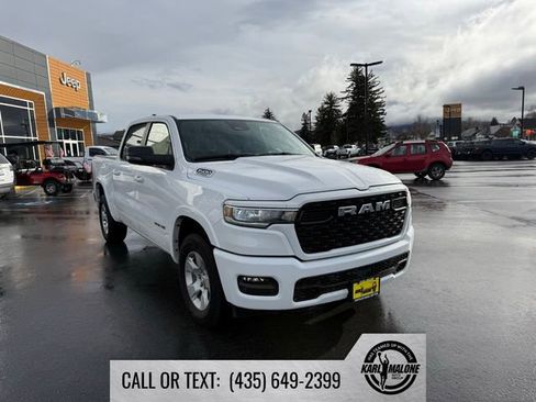 Used 2025 RAM 1500 Big Horn AWD/4WD image 1