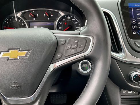 Used 2022 Chevrolet Equinox LT FWD image 21