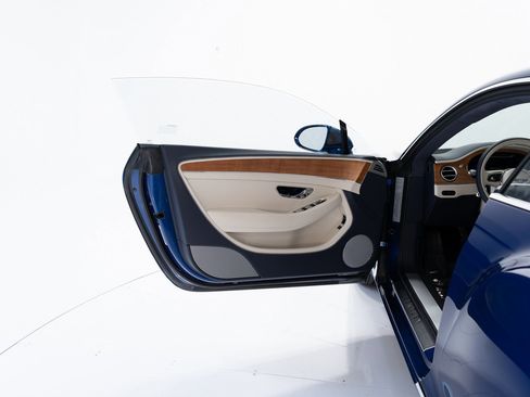 Certified 2024 Bentley Continental GT image 10