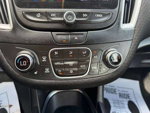 Used 2023 Chevrolet Malibu LT FWD image 12