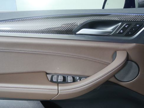 Certified 2024 BMW X4 M40i w/ Premium Package image 10