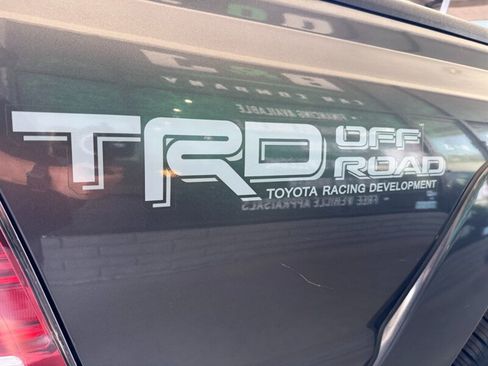 Used 2014 Toyota Tacoma PreRunner w/ TRD Off-Road Package RWD image 15
