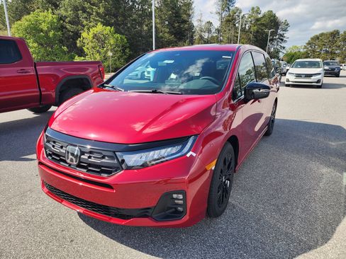 New 2026 Honda Odyssey Sport-L image 2