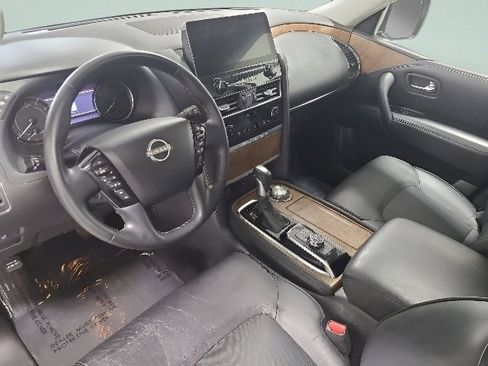 Used 2021 Nissan Armada SL w/ Captain's Chairs Package AWD/4WD image 25