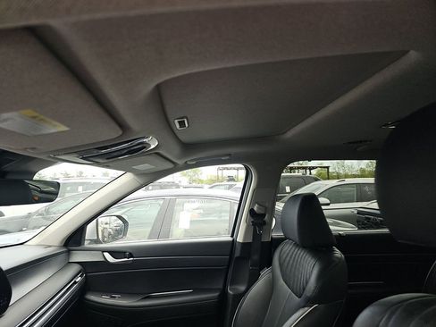 Used 2025 Hyundai Palisade Limited image 8